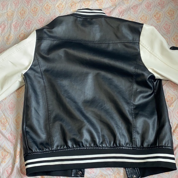 I am selling a Fried Denim jacket, - Picture 2 of 4